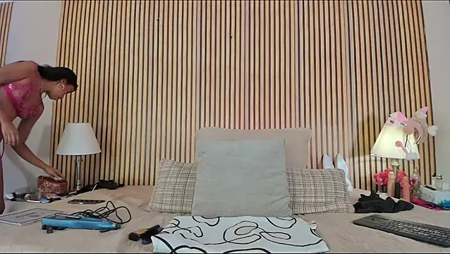 Snapshot of keeyla_stone chatting on 11-07-25, 11:05 keeyla stone online show from 11-07-25, 11:05