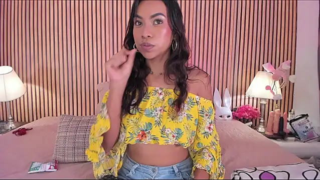 Snapshot of keeyla_stone chatting on 11-09-25, 11:03 keeyla stone online show from 11-09-25, 11:03