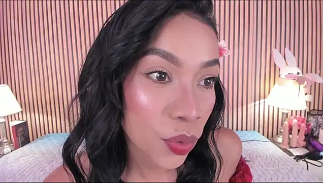 Snapshot of keeyla_stone chatting on 02-14-26, 10:28 keeyla stone online show from 02-14-26, 10:28