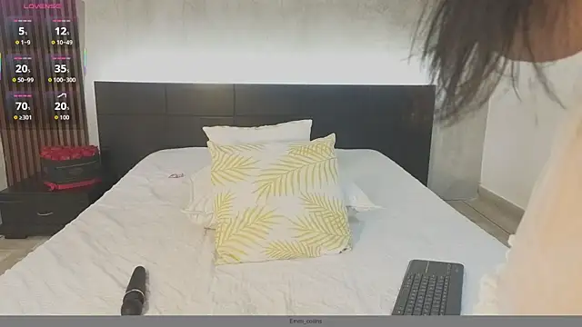 Snapshot of emmi_collinss chatting on 06-30-26, 07:48 emmi collinss online show from 06-30-26, 07:48