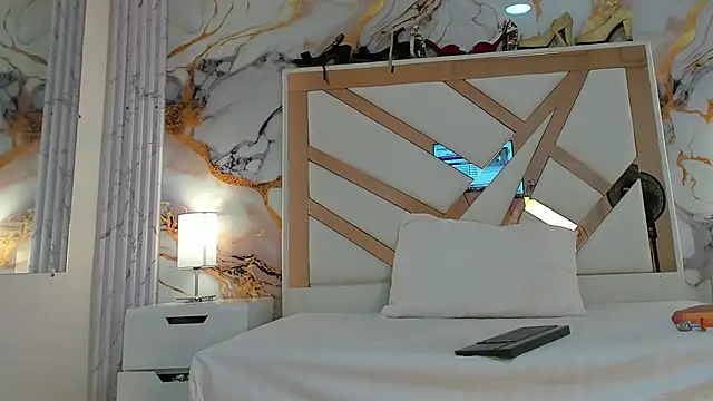 VanessaHard as online show from 10-10-25, 07:57