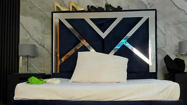 VanessaHard as online show from 02-10-26, 07:29