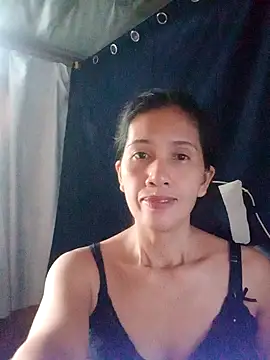 Snapshot of Sweet-n-HotCandy chatting on 09-22-25, 12:34 Sweet-n-HotCandy online show from 09-22-25, 12:34