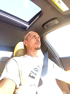 Snapshot of SlimSexxxy69 chatting on 10-16-25, 03:46 SlimSexxxy69 online show from 10-16-25, 03:46