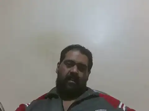 Snapshot of elpoop7305 chatting on 12-22-25, 08:28 elpoop7305 online show from 12-22-25, 08:28