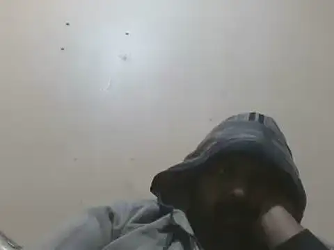 Snapshot of elpoop7305 chatting on 01-18-26, 10:46 elpoop7305 online show from 01-18-26, 10:46