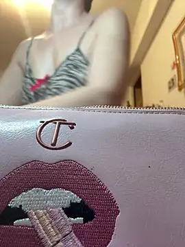 DahliaVonLure online show from 06-12-26, 12:42