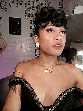 Snapshot of YourNikkieXxx chatting on 09-25-25, 08:23 YourNikkieXxx online show from 09-25-25, 08:23