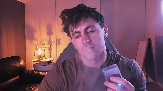 Oscar Miller  online show from 09-16-25, 09:16