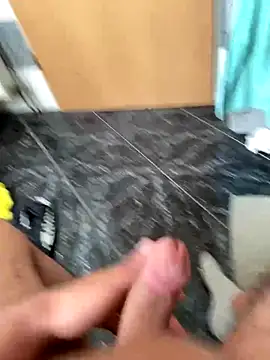 Snapshot of geilheit12 chatting on 09-17-25, 09:55 geilheit12 online show from 09-17-25, 09:55