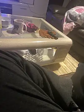 Snapshot of geilheit12 chatting on 11-02-25, 09:06 geilheit12 online show from 11-02-25, 09:06