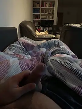 Snapshot of geilheit12 chatting on 11-26-25, 09:05 geilheit12 online show from 11-26-25, 09:05