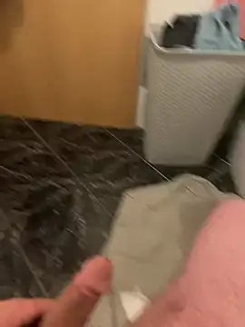 Snapshot of geilheit12 chatting on 02-27-26, 01:05 geilheit12 online show from 02-27-26, 01:05