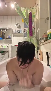 Kingpowerlittel online show from 12-05-25, 04:03