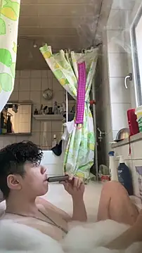 Kingpowerlittel online show from 03-19-26, 04:11