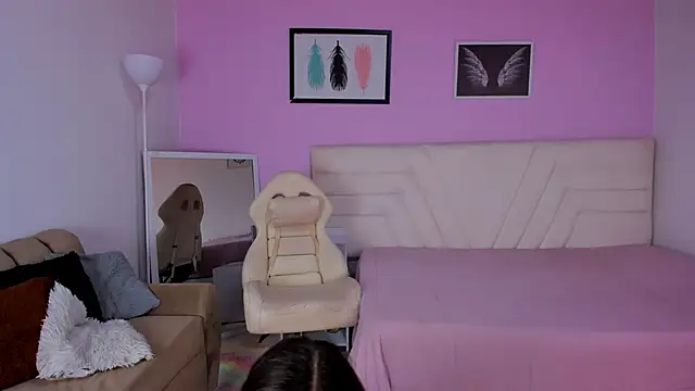 fressittalove01 online show from 10-15-25, 01:55