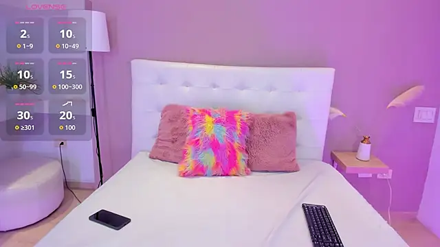 KendraChavez  online show from 09-08-25, 09:25