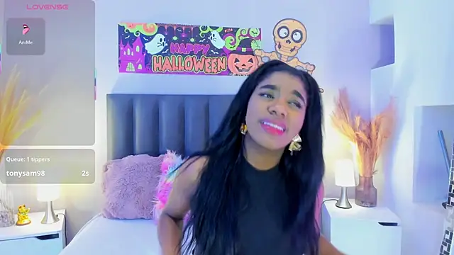 KendraChavez  online show from 10-29-25, 09:27