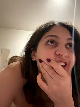 Snapshot of DreamThickCouple chatting on 11-26-25, 10:11 DreamThickCouple online show from 11-26-25, 10:11