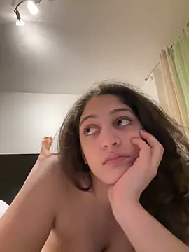 Snapshot of DreamThickCouple chatting on 12-18-25, 10:27 DreamThickCouple online show from 12-18-25, 10:27