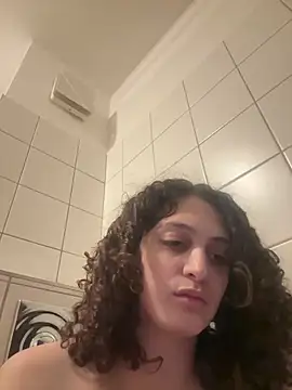 Snapshot of DreamThickCouple chatting on 02-06-26, 10:46 DreamThickCouple online show from 02-06-26, 10:46