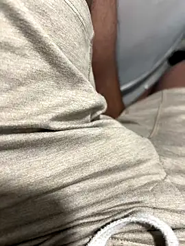 Snapshot of Jeewapatel chatting on 12-18-25, 07:53 Jeewapatel online show from 12-18-25, 07:53