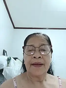 Snapshot of Sweet-Lita50 chatting on 06-27-26, 12:48 Sweet-Lita50 online show from 06-27-26, 12:48
