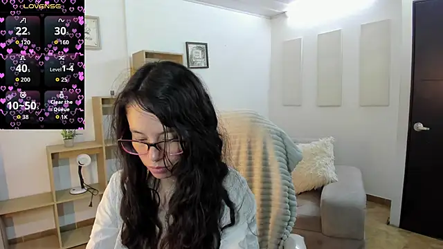 Samantha blow online show from 09-13-25, 04:34