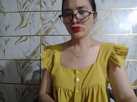 Snapshot of Lyzizi_lovely09 chatting on 06-29-26, 05:14 Lyzizi lovely09 online show from 06-29-26, 05:14