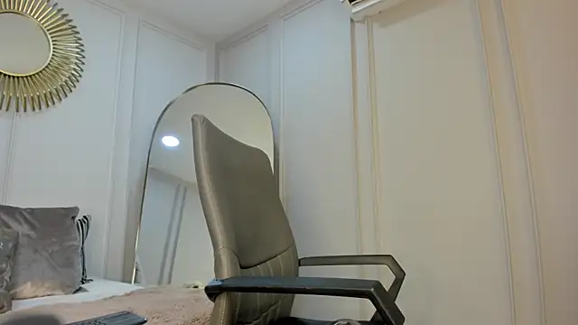 Snapshot of CharlotteBrownn_ chatting on 09-20-25, 12:22 CharlotteBrownn online show from 09-20-25, 12:22