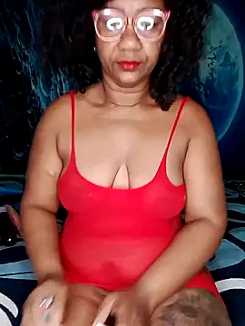 Snapshot of analgetica chatting on 09-30-25, 10:53 analgetica online show from 09-30-25, 10:53