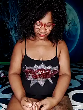 Snapshot of analgetica chatting on 10-08-25, 11:08 analgetica online show from 10-08-25, 11:08