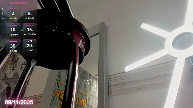 Sophi Johnson online show from 11-09-25, 05:28