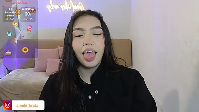 Snapshot of Ameliiaa_tay chatting on 10-13-25, 11:32 Ameliiaa tay online show from 10-13-25, 11:32