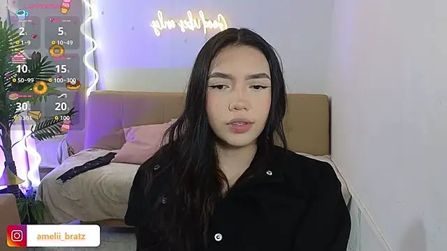 Snapshot of Ameliiaa_tay chatting on 10-14-25, 11:33 Ameliiaa tay online show from 10-14-25, 11:33