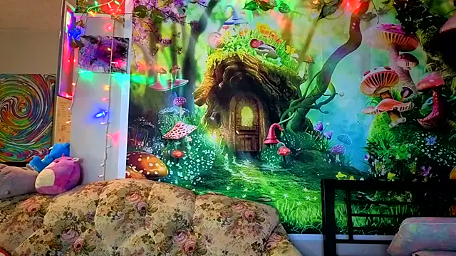 Snapshot of Princess__Kitty__ chatting on 09-14-25, 06:29 Princess Kitty online show from 09-14-25, 06:29