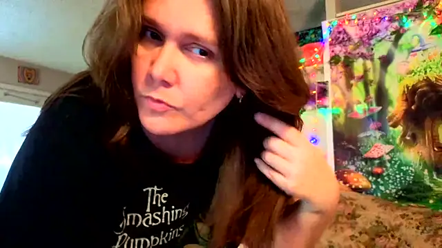 Snapshot of Princess__Kitty__ chatting on 10-08-25, 06:27 Princess Kitty online show from 10-08-25, 06:27