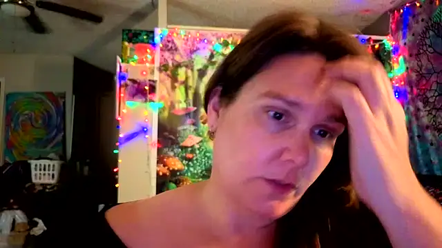 Snapshot of Princess__Kitty__ chatting on 10-16-25, 02:01 Princess Kitty online show from 10-16-25, 02:01