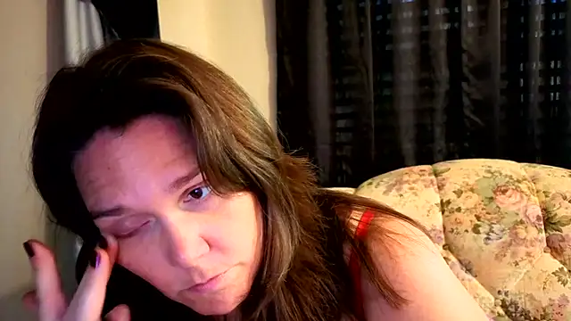 Snapshot of Princess__Kitty__ chatting on 10-27-25, 08:35 Princess Kitty online show from 10-27-25, 08:35