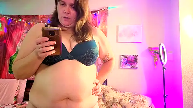 Snapshot of Princess__Kitty__ chatting on 11-07-25, 10:54 Princess Kitty online show from 11-07-25, 10:54