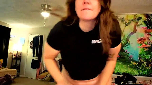 Snapshot of Princess__Kitty__ chatting on 11-23-25, 11:43 Princess Kitty online show from 11-23-25, 11:43