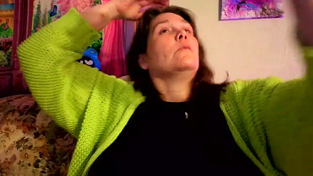 Snapshot of Princess__Kitty__ chatting on 11-30-25, 10:58 Princess Kitty online show from 11-30-25, 10:58