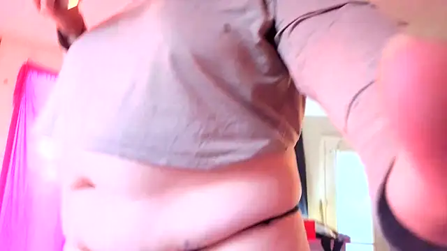 Snapshot of Princess__Kitty__ chatting on 02-27-26, 08:31 Princess Kitty online show from 02-27-26, 08:31