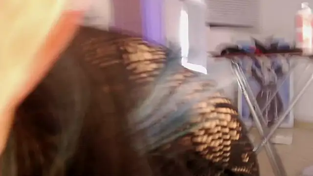 Snapshot of rihonna_hs8 chatting on 10-21-25, 01:01 rihonna hs8 online show from 10-21-25, 01:01