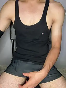coupleyug online show from 08-04-26, 10:51