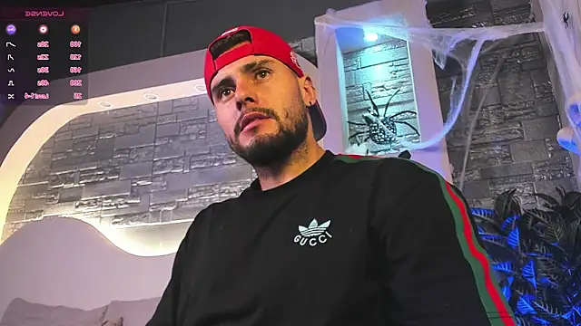 Snapshot of dominic_de_luca chatting on 11-02-25, 05:43 dominic de luca online show from 11-02-25, 05:43