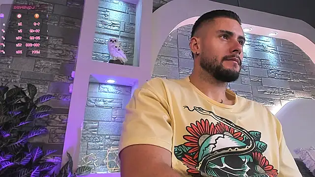 Snapshot of dominic_de_luca chatting on 11-21-25, 03:27 dominic de luca online show from 11-21-25, 03:27