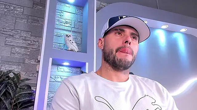 Snapshot of dominic_de_luca chatting on 02-05-26, 04:50 dominic de luca online show from 02-05-26, 04:50