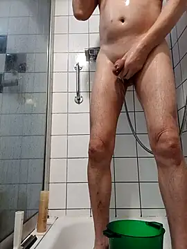 toywood online show from 12-23-25, 06:33