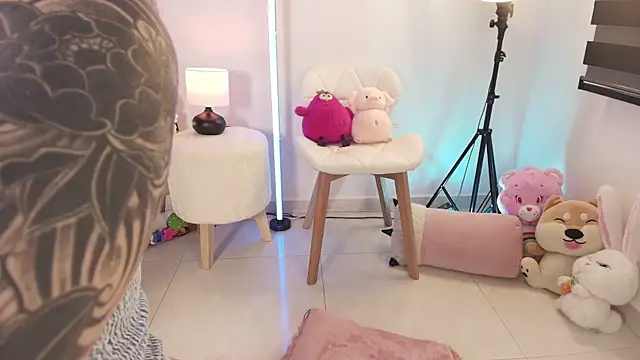 justonecute online show from 07-24-26, 02:09